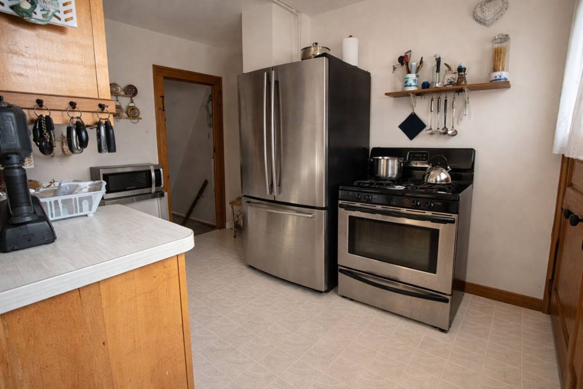 Townhouse for rent at 1908-1922 Broadview Court, Cleveland, OH 44109