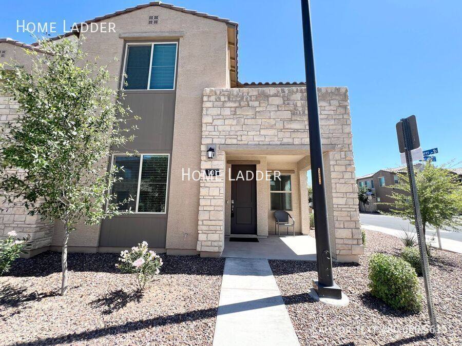 Townhouse for rent at 779 E Doral Ave #101, Gilbert, AZ 85297