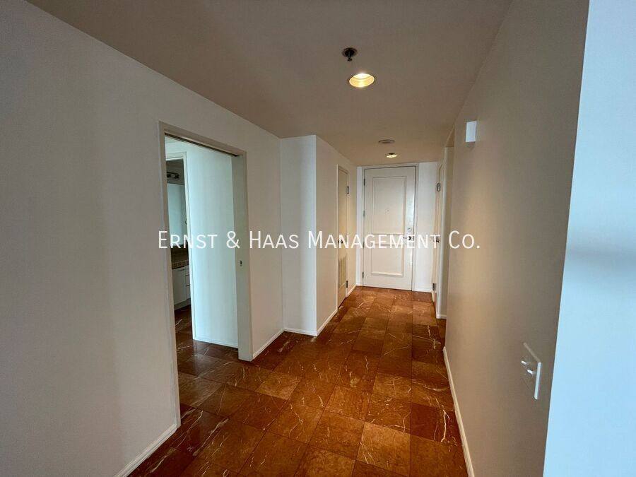 Condo for rent at 525 E Seaside Way #1806, Long Beach, CA 90802