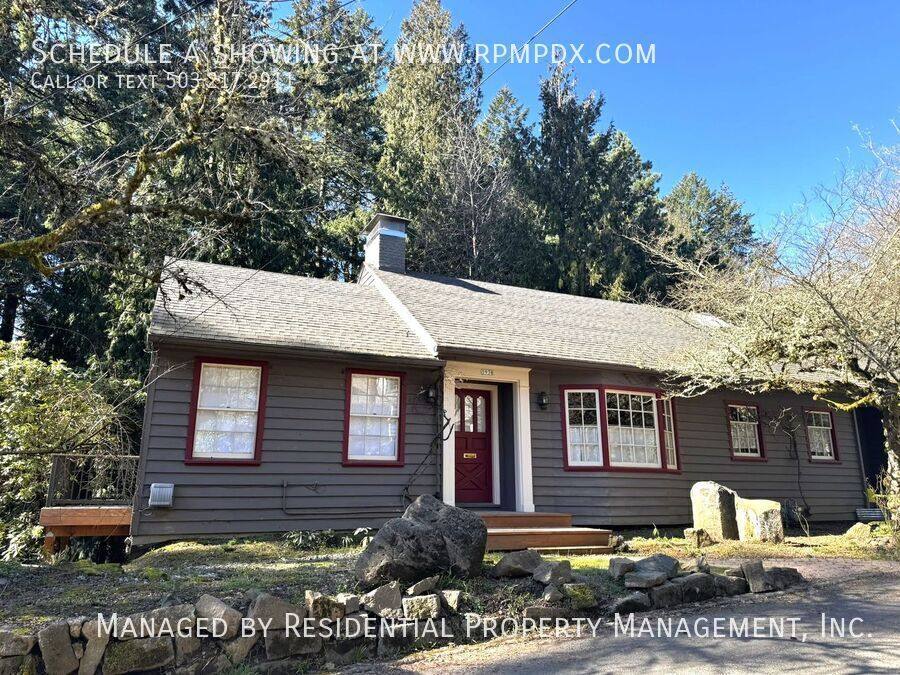 Townhouse for rent at 1938 SW Edgewood Rd, Portland, OR 97201