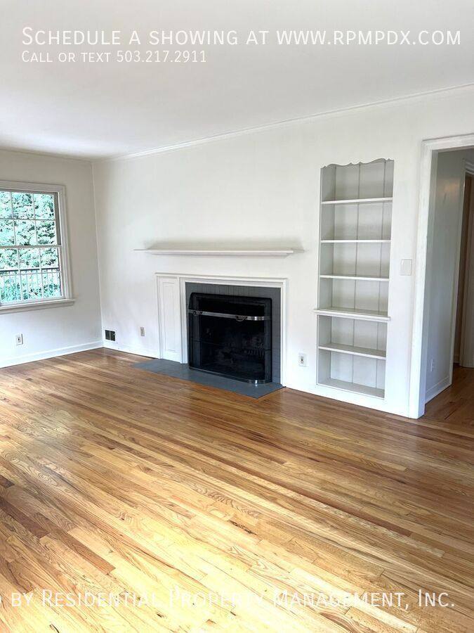 Townhouse for rent at 1938 SW Edgewood Rd, Portland, OR 97201