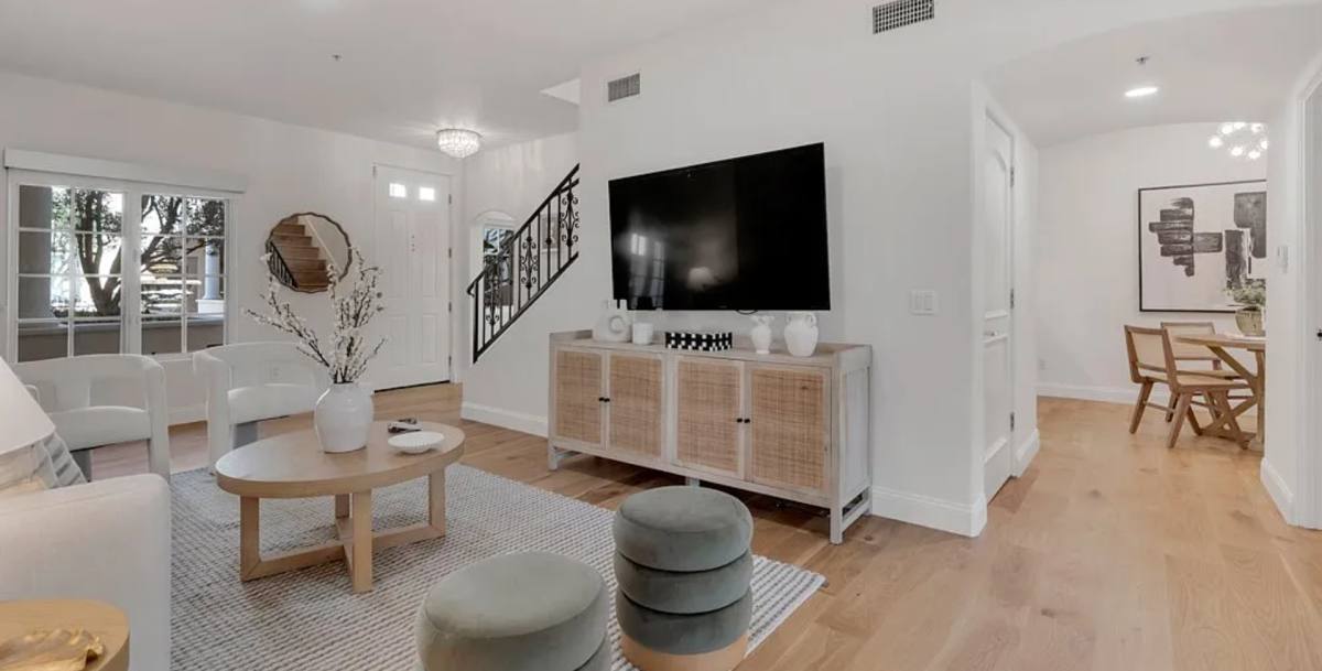 Townhouse for rent at 851 N San Vicente Blvd, West Hollywood, CA 90069