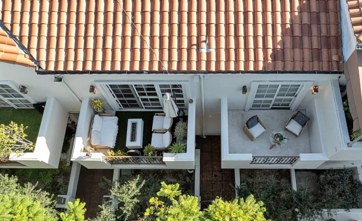Townhouse for rent at 851 N San Vicente Blvd, West Hollywood, CA 90069