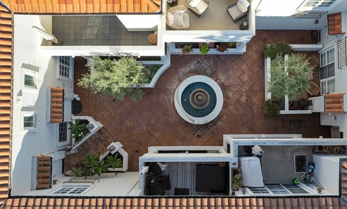 Townhouse for rent at 851 N San Vicente Blvd, West Hollywood, CA 90069