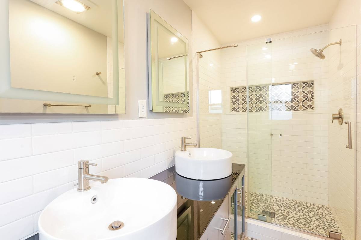 House for rent at 3337 64th Ave Place, Oakland, CA 94605