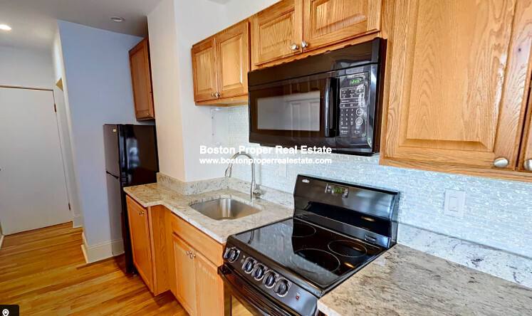 Apartment for rent at 44A Joy St #2, Boston, MA 02114