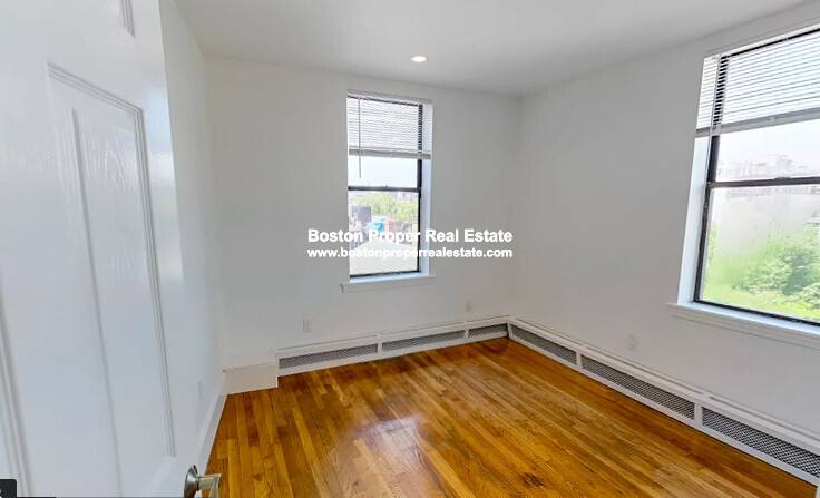 Apartment for rent at 44A Joy St #2, Boston, MA 02114