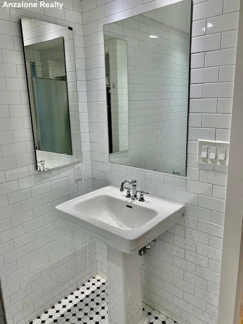 Apartment for rent at 11 Thacher Court #1, Boston, MA 02113