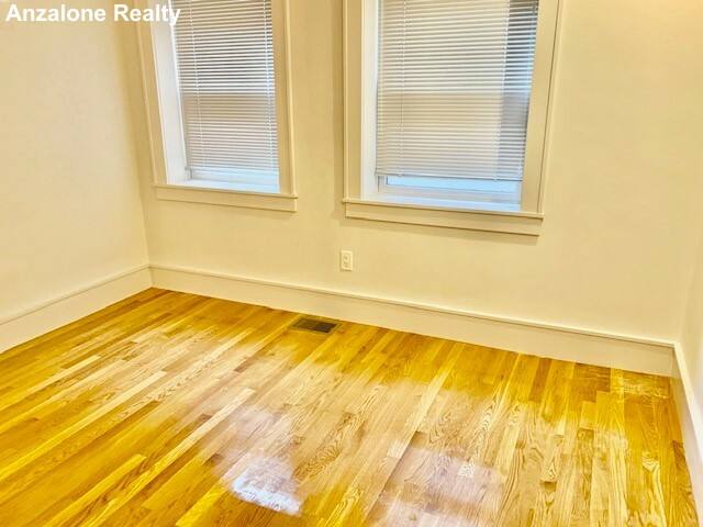 Apartment for rent at 11 Thacher Court #1, Boston, MA 02113