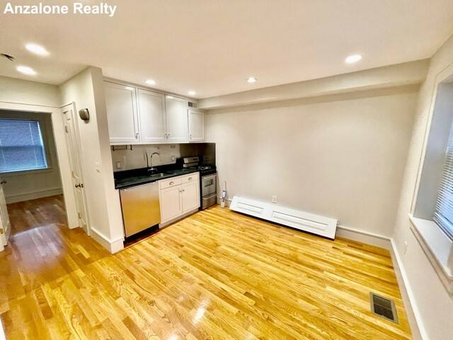 Apartment for rent at 11 Thacher Court #1, Boston, MA 02113