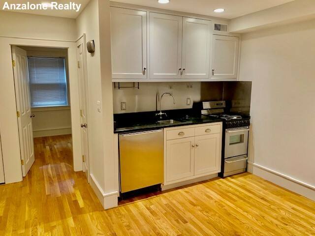 Apartment for rent at 11 Thacher Court #1, Boston, MA 02113
