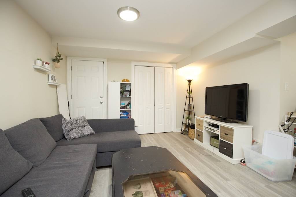 Apartment for rent at 732 Roscoe #DAGN, Chicago, IL 60657