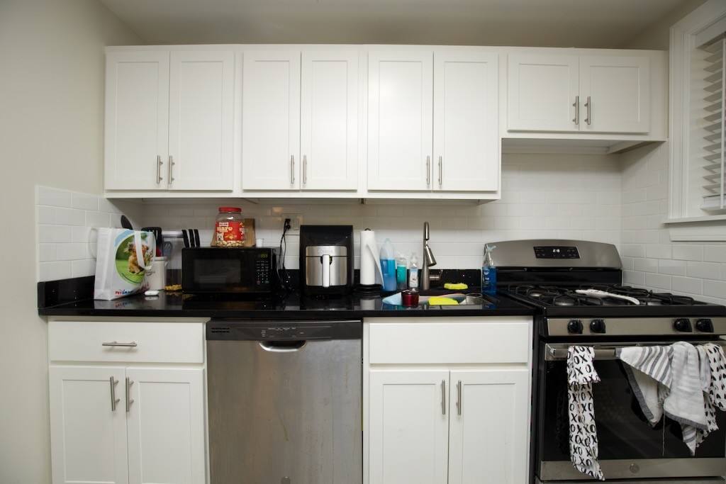 Apartment for rent at 732 Roscoe #DAGN, Chicago, IL 60657
