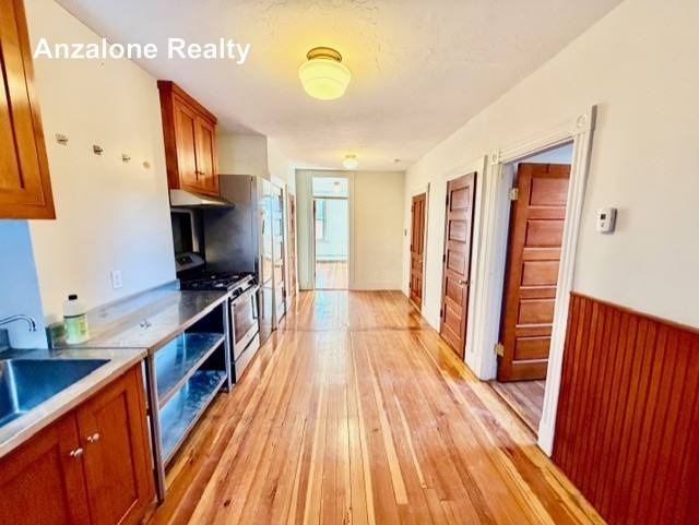 Apartment for rent at 9 Thacher Court #3, Boston, MA 02113