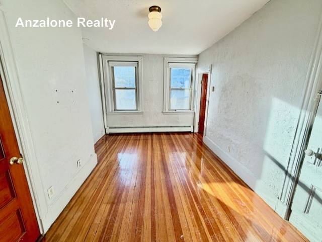Apartment for rent at 9 Thacher Court #3, Boston, MA 02113