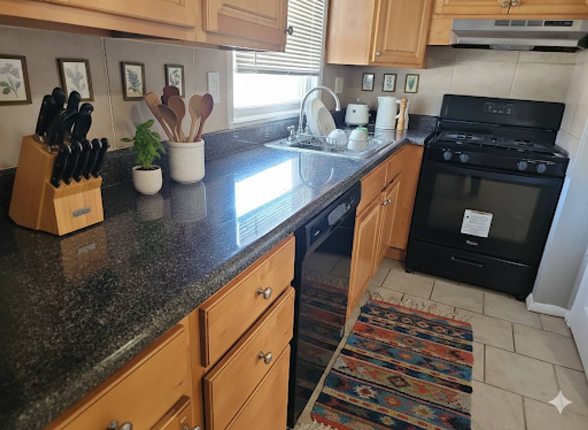 433 Piedmont Circle, York, PA 17404 - Townhouse for Rent - Image 8