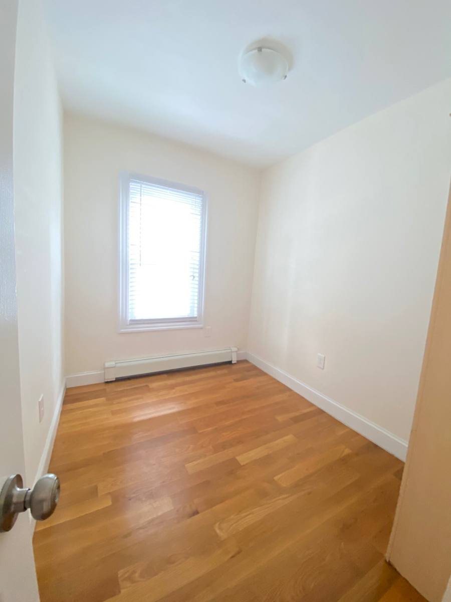 House for rent at 33 Harding St #1, Cambridge, MA 02141