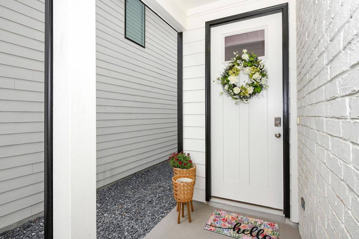 House for rent at 16011 Babcock Rd, San Antonio, TX 78255