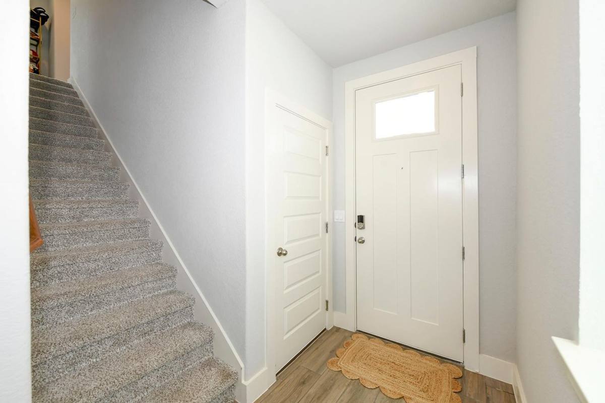 House for rent at 16011 Babcock Rd, San Antonio, TX 78255