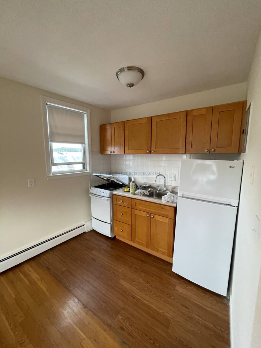 Apartment for rent at 160 N Beacon St #11, Brighton, MA 02135