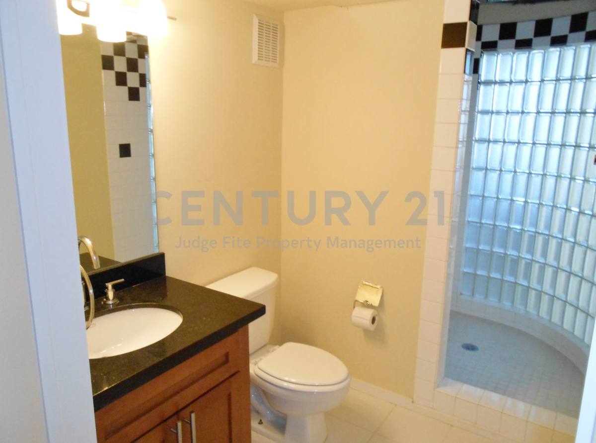 Apartment for rent at 3110 Thomas Ave, Dallas, TX 75204