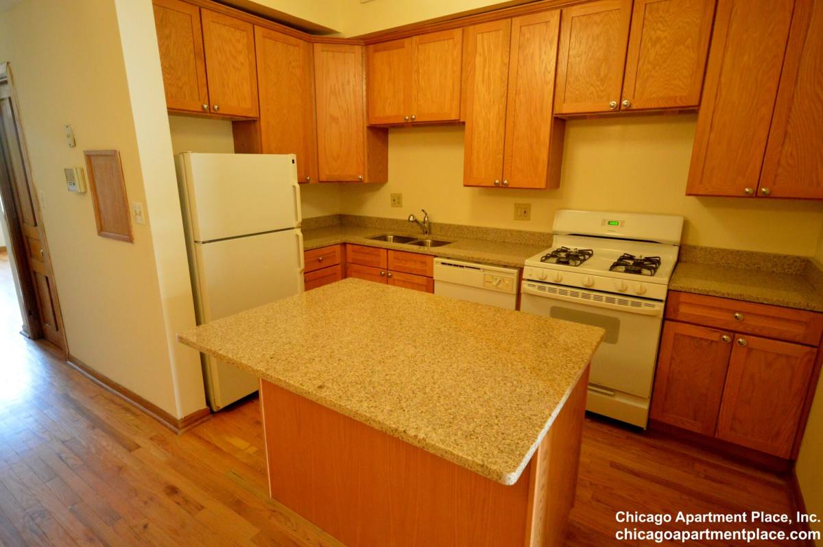 Apartment for rent at 1758 N Clybourn #2, Chicago, IL 60614