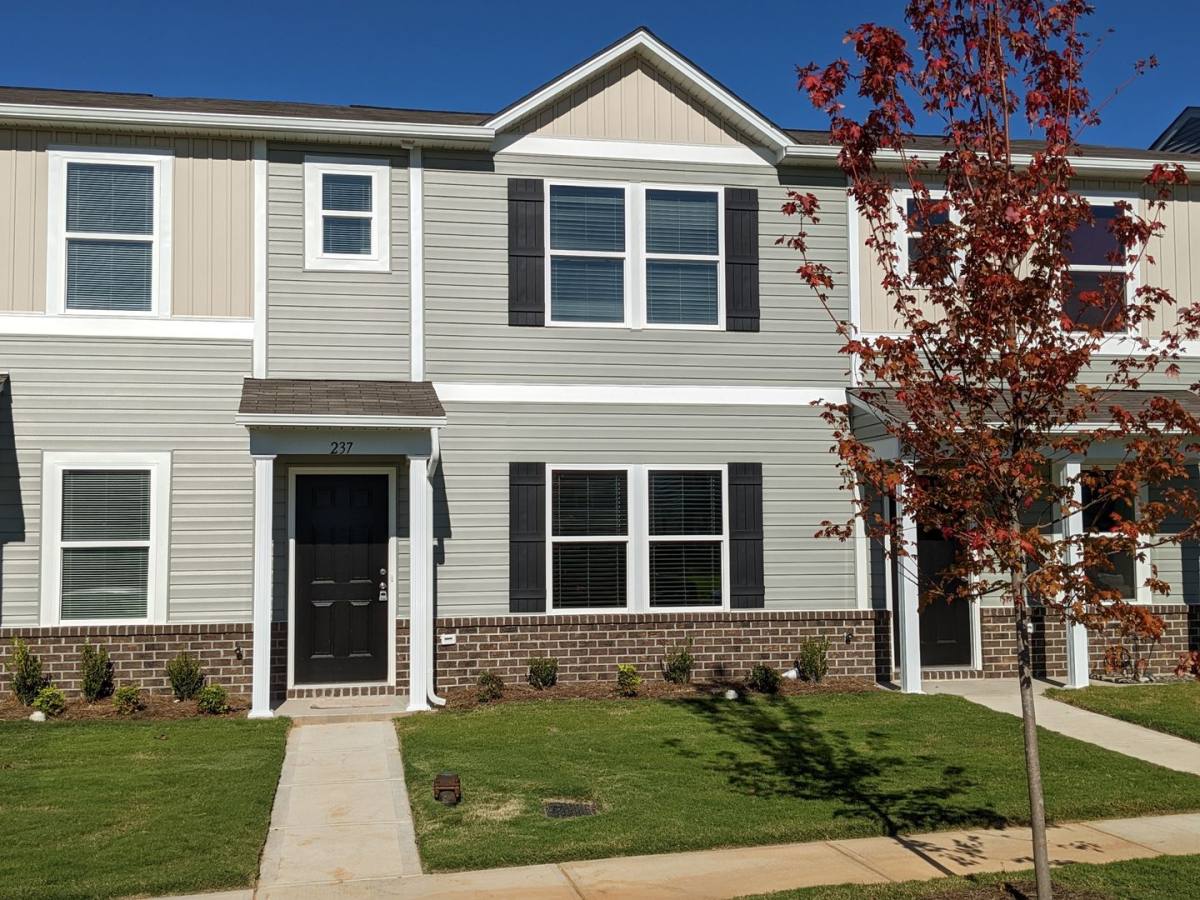 Townhouse for rent at 237 Century Dr, Salisbury, NC 28147