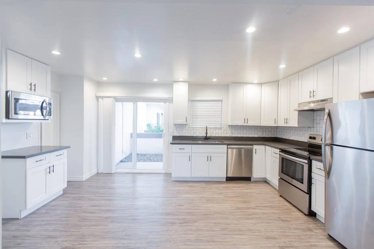 Apartment for rent at 3111 E Clarendon Ave, Phoenix, AZ 85016