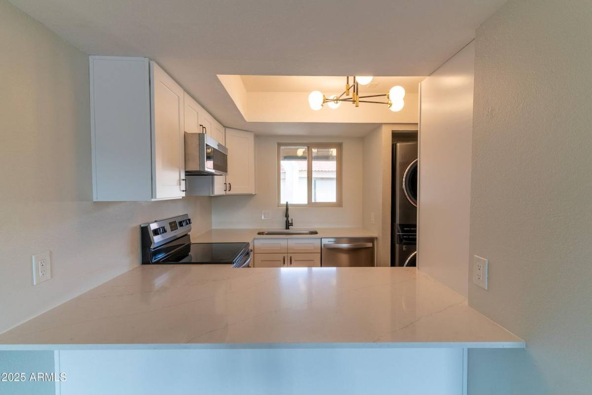 Condo for rent at 4150 E Cactus Rd, Phoenix, AZ 85032