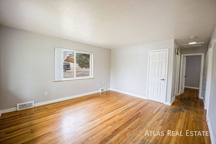 House for rent at 4 S Jackson St, Denver, CO 80209
