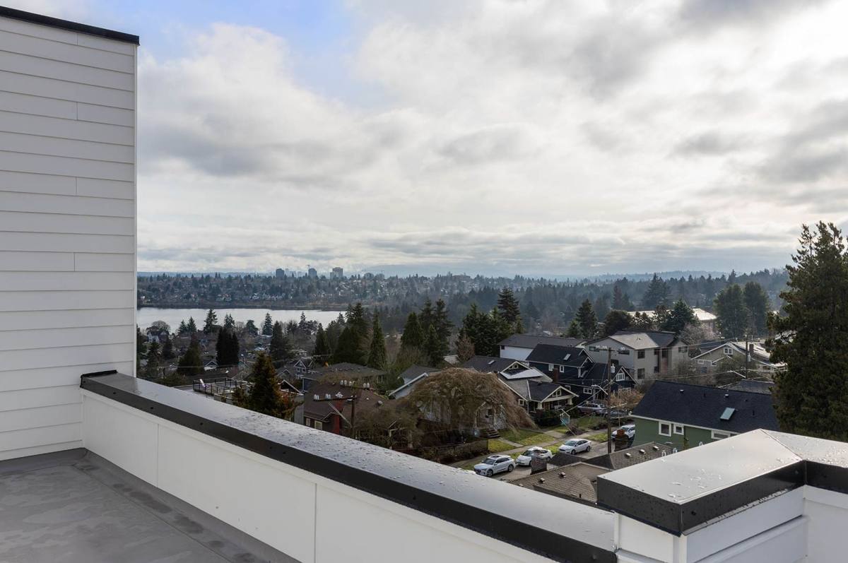 Apartment for rent at 7006 Greenwood Ave N, Seattle, WA 98103