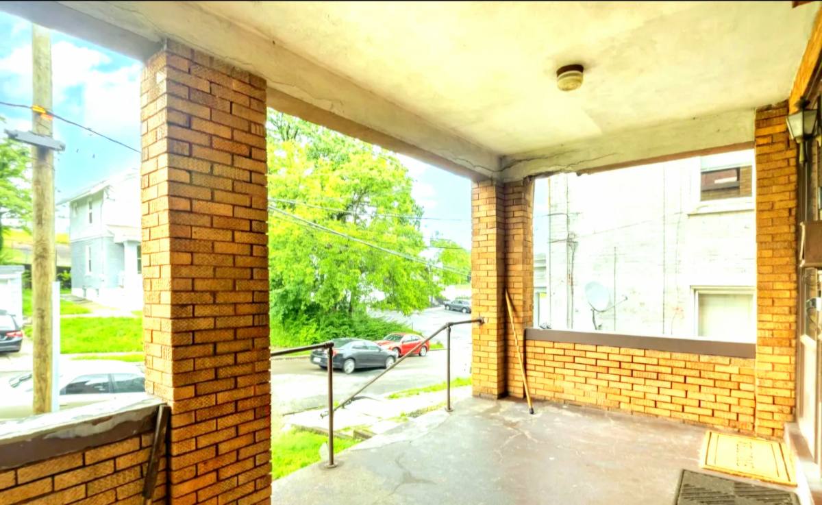 Apartment for rent at 311 Hilton Place #1, Cincinnati, OH 45219