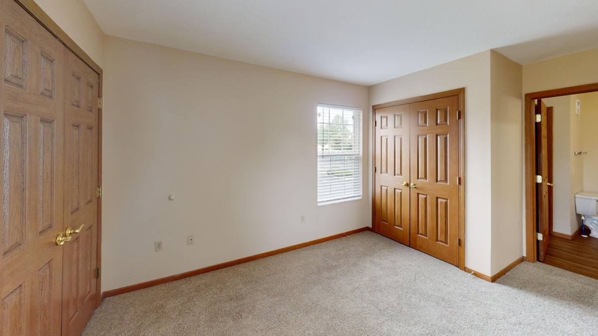 Apartment for rent at 239 N 13th St, Elwood, IN 46036