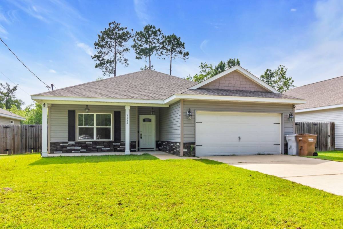 House for rent at 2281 Tom St, Navarre, FL 32566