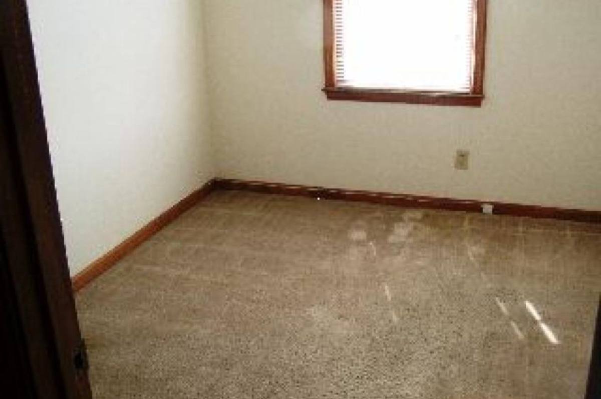 Apartment for rent at 102 Settlement Dr, Lynchburg, VA 24502