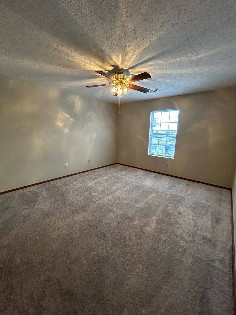 Apartment for rent at 2001 S Morris Ave, Bloomington, IL 61704