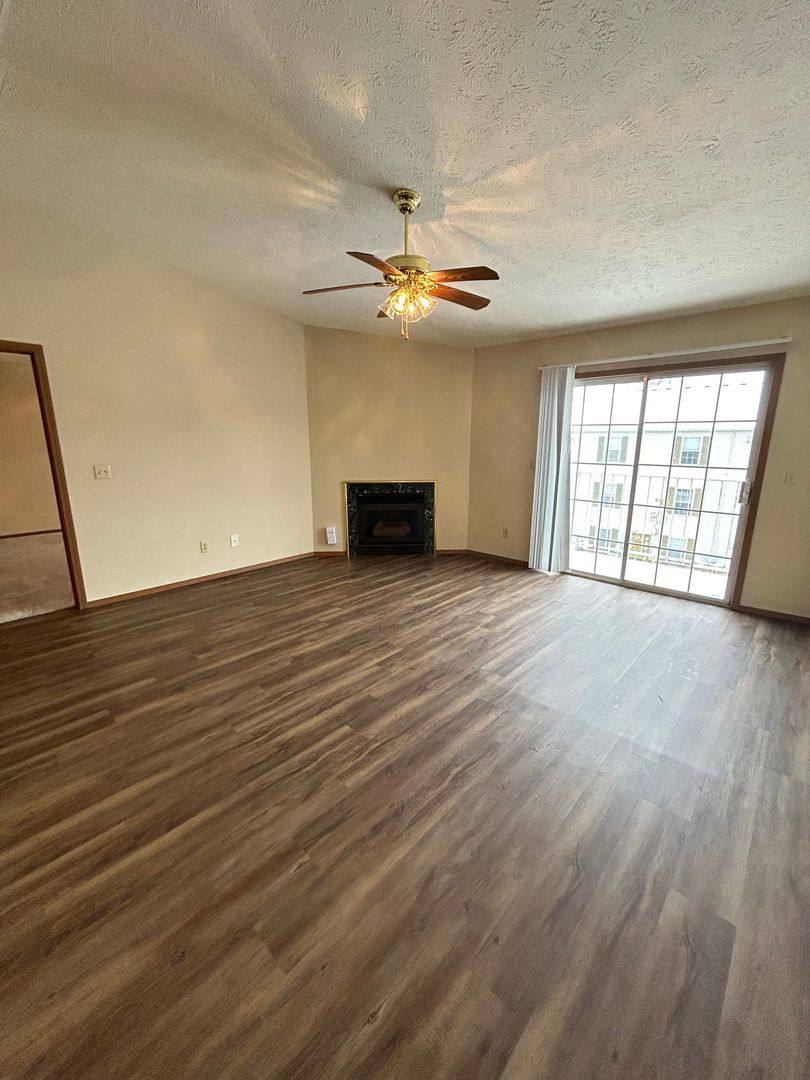 Apartment for rent at 2001 S Morris Ave, Bloomington, IL 61704