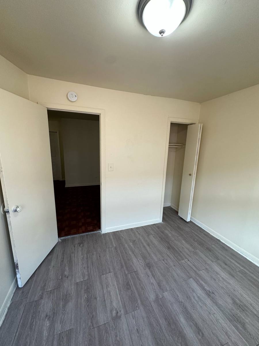 Apartment for rent at 92 E 81st #2, Chicago, IL 60619