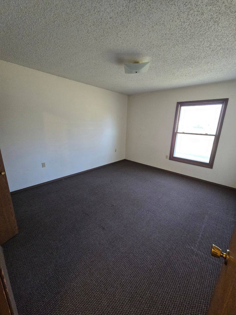 Apartment for rent at 711 NW 10th, Abilene, KS 67410