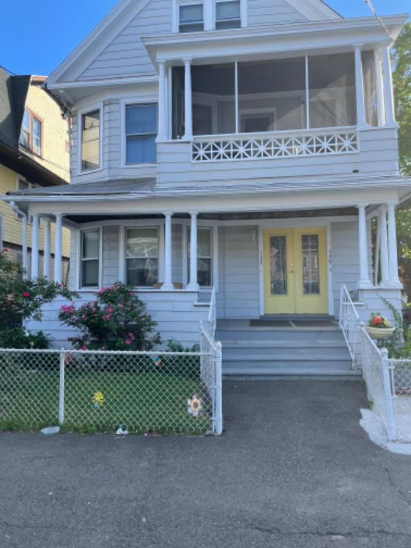 Apartment for rent at 139 Poplar St - 2nd Floor, Bridgeport, CT 06605