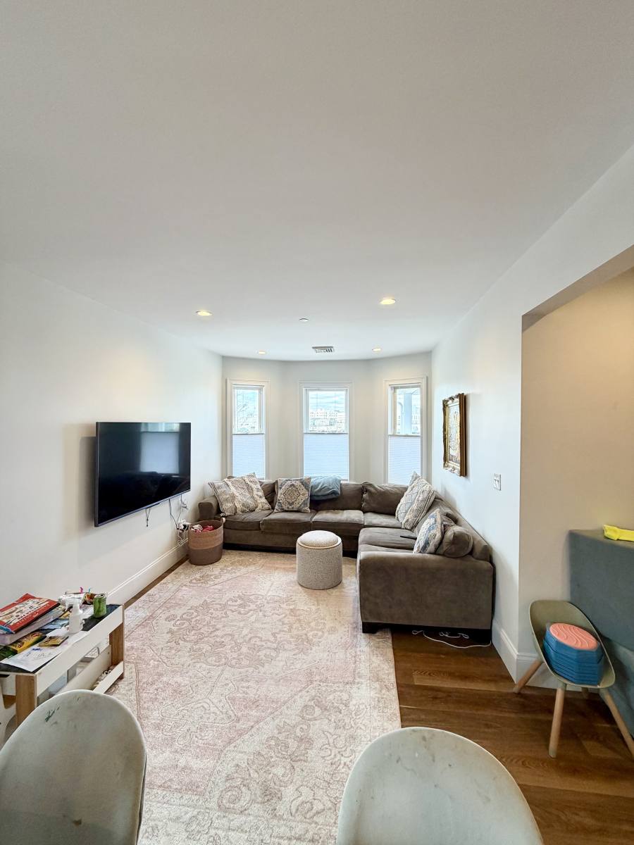 House for rent at 143 E Cottage #3, Dorchester, MA 02125