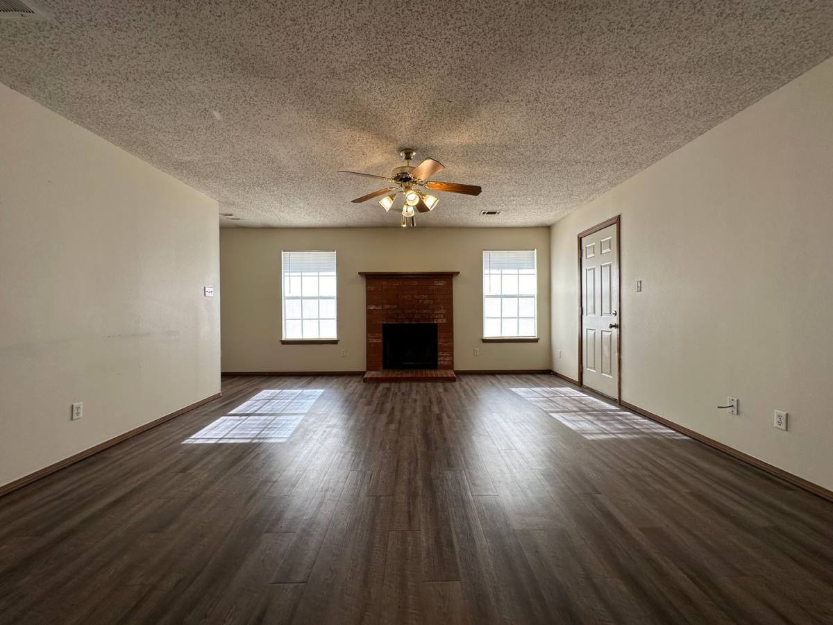 Apartment for rent at 1060 B Farley Circle, Greenwood, AR 72936