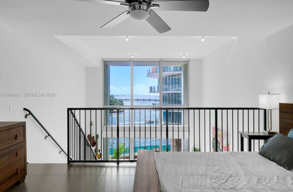 Apartment for rent at 300 S Biscayne Blvd #L-410, Miami, FL 33131