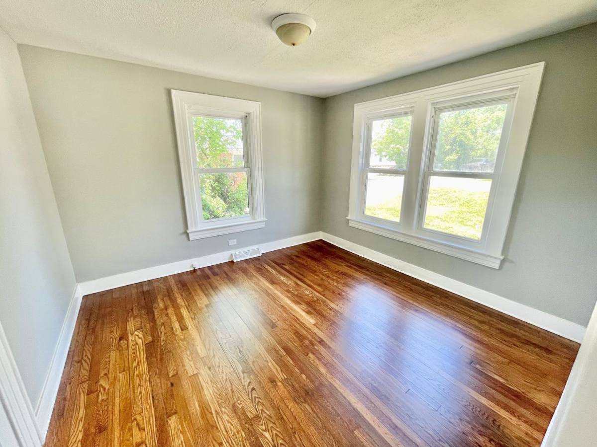 House for rent at 811 Dana Place, Greensboro, NC 27406