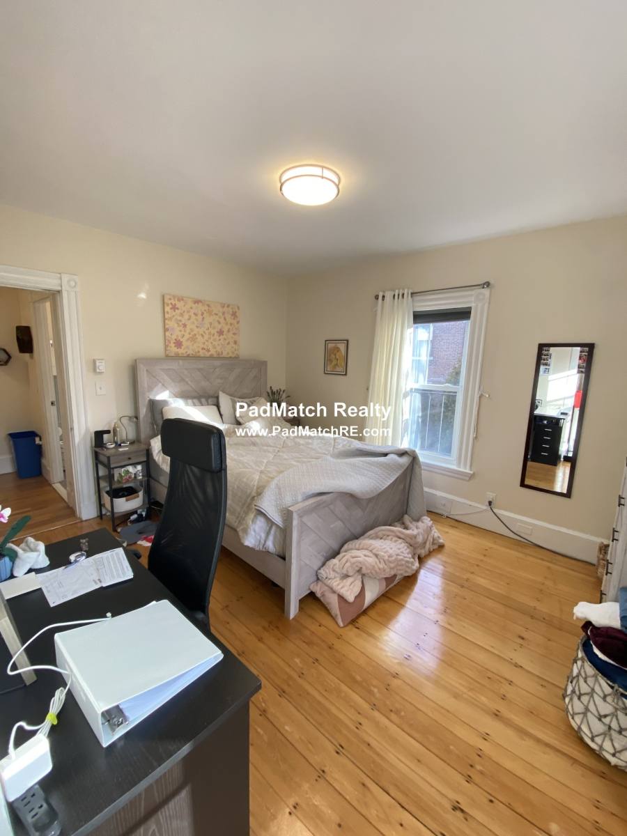 Apartment for rent at 14 Chiswick #4, Brighton, MA 02135