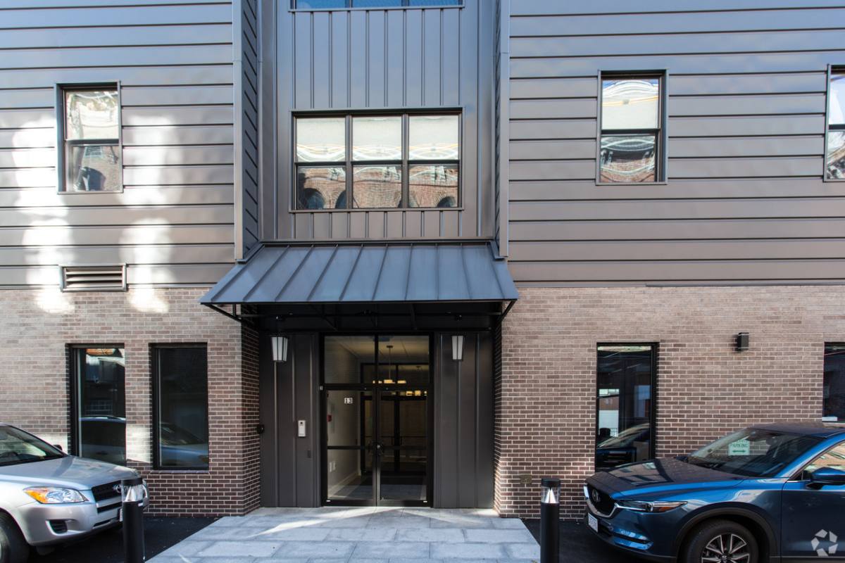 Apartment for rent at 13 W Central St #9, Natick, MA 01760