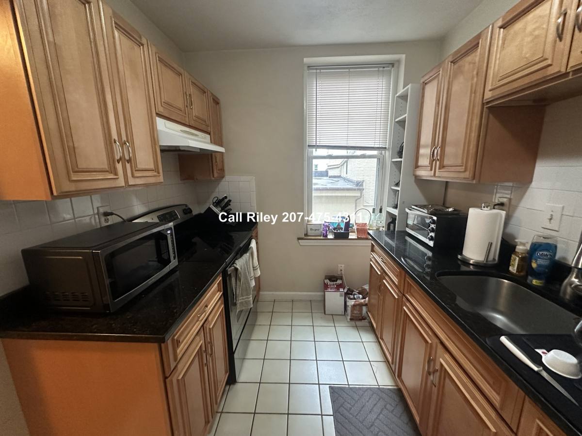 Apartment for rent at 1427 Commonwealth Ave #205, Brighton, MA 02135