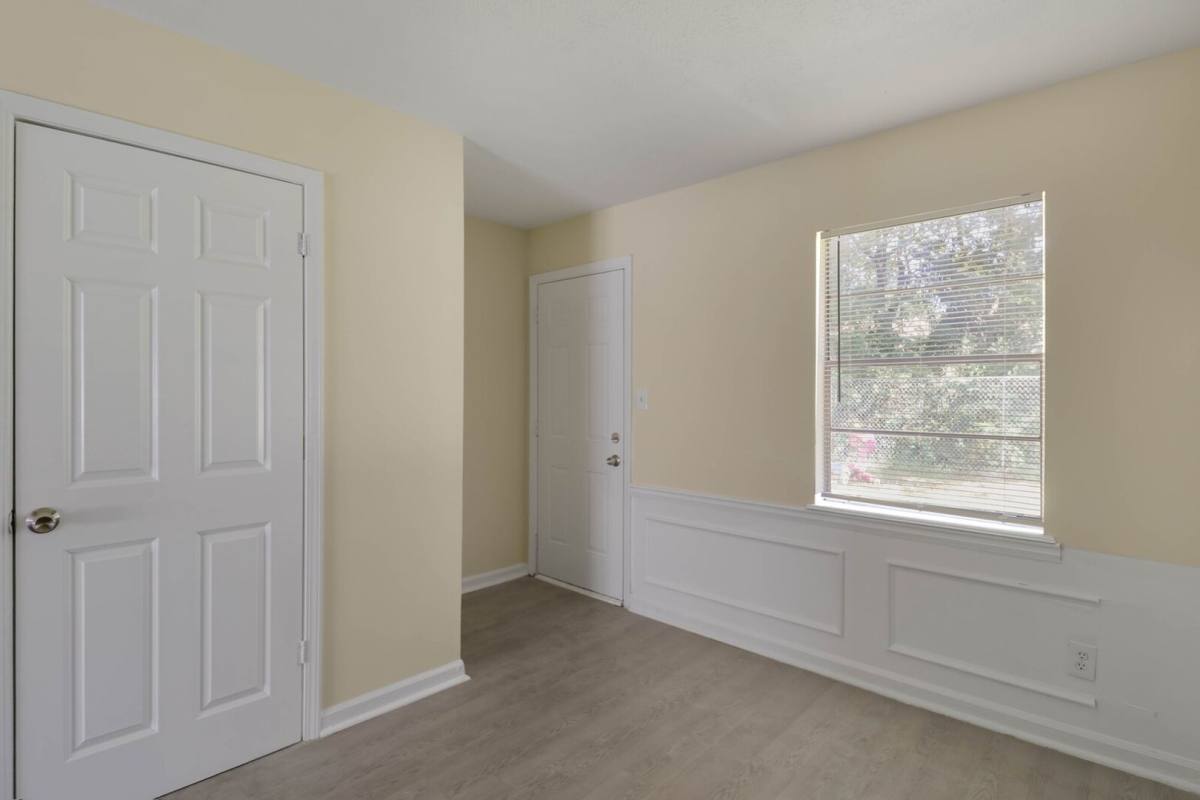 Apartment for rent at 356 N 19th St, Griffin, GA 30223