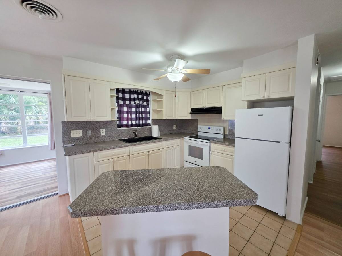 House for rent at 1715 41st Ave, Vero Beach, FL 32960