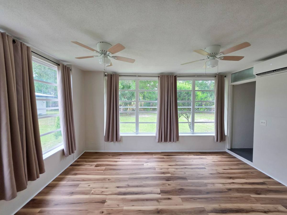 House for rent at 1715 41st Ave, Vero Beach, FL 32960